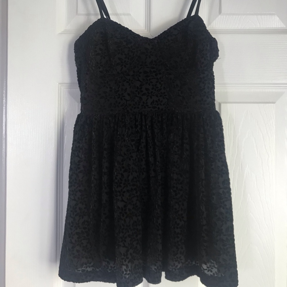 Black Floral Peplum Tank Top
